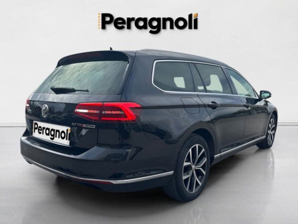 Volkswagen Passat Variant 2.0 TDI 190 CV 4MOTION DSG Highline BMT  del 2017 usata a Firenze (2)