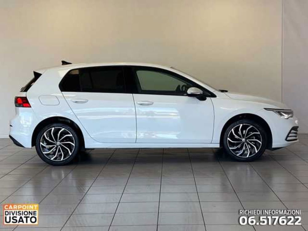 Volkswagen Golf 1.0 TSI EVO Life del 2022 usata a Roma (5)