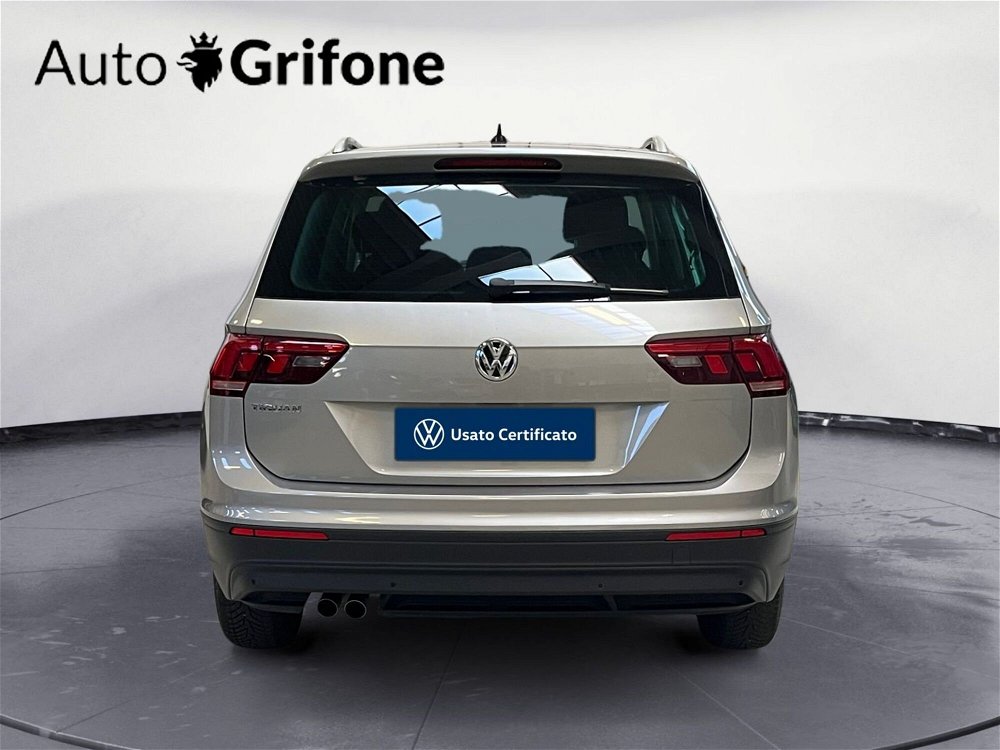 Volkswagen Tiguan Allspace 2.0 tdi Life 150cv dsg del 2018 usata a Modena (4)