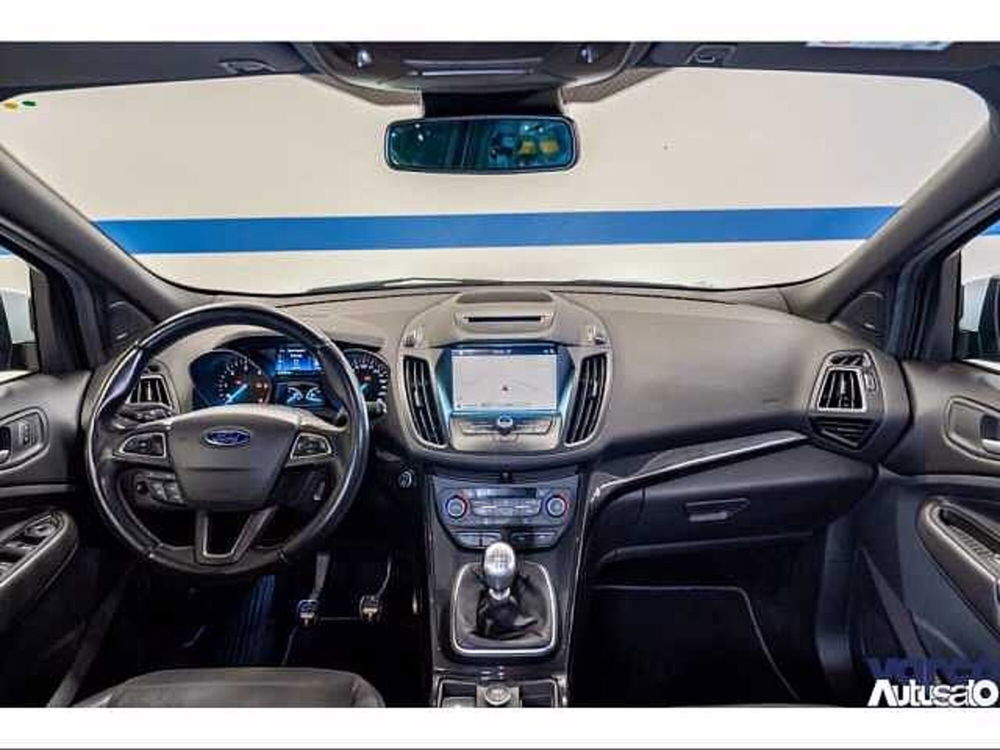 Ford Kuga usata a Milano (10)