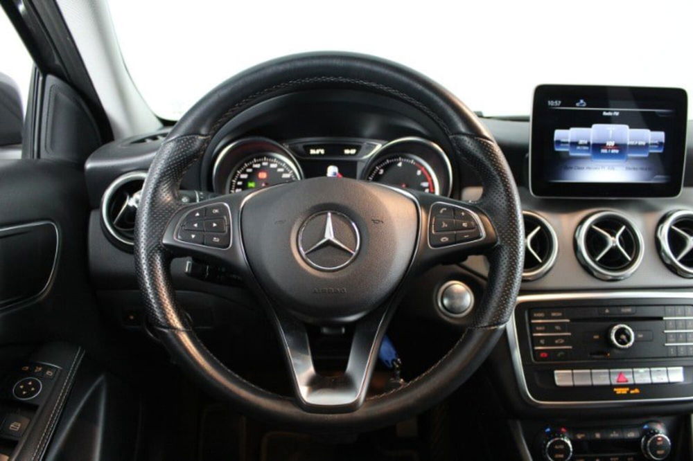 Mercedes-Benz GLA SUV usata a Palermo (8)