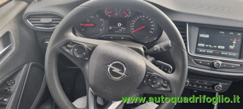 Opel Crossland X usata a Savona (10)