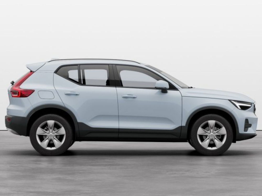 Volvo XC40 nuova a Modena (6)