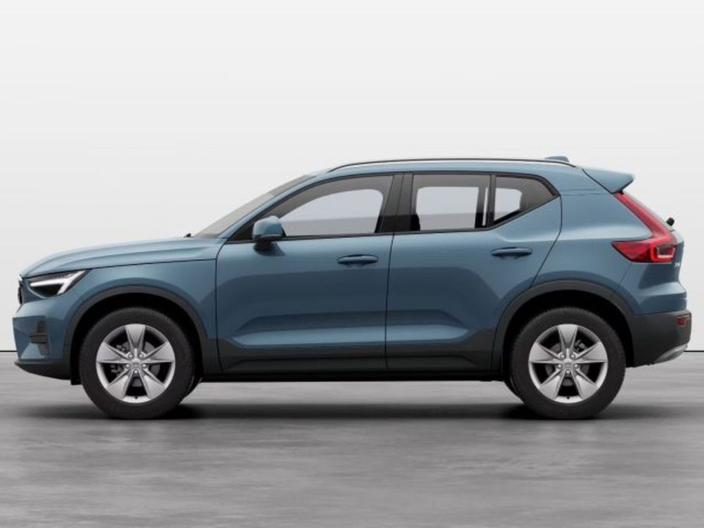 Volvo XC40 nuova a Modena (3)