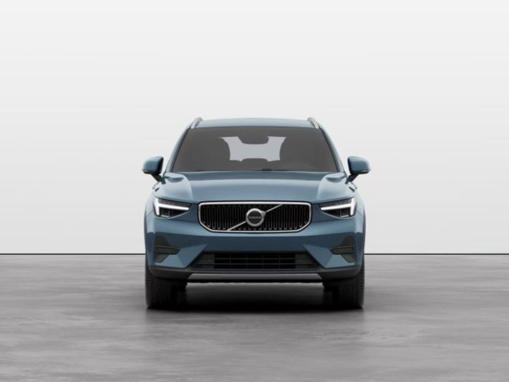 Volvo XC40 nuova a Modena (7)