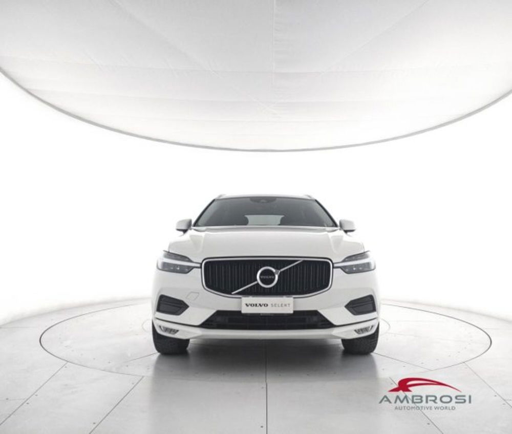 Volvo XC60 B4 Geartronic Momentum Pro  del 2021 usata a Corciano (5)