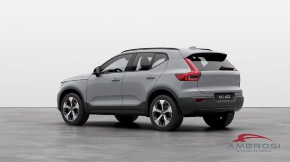 Volvo XC40 nuova a Perugia (2)