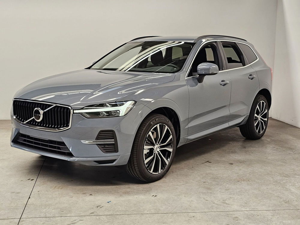 Volvo XC60 nuova a Como