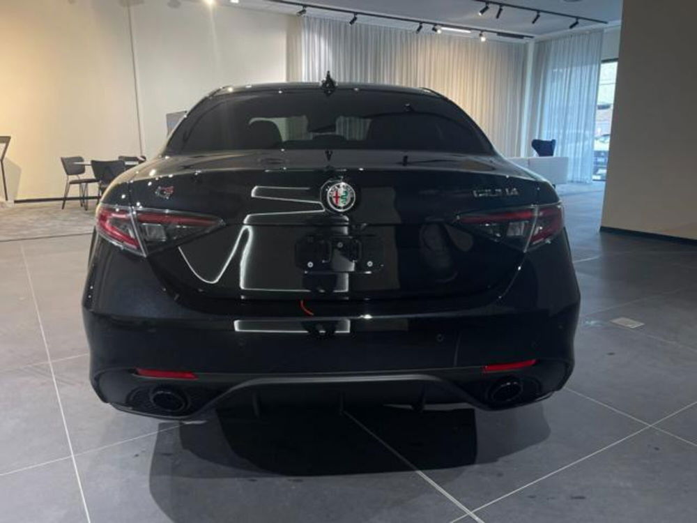 Alfa Romeo Giulia usata a Aosta (6)