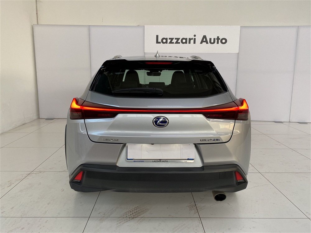 Lexus UX Hybrid 4WD Executive  del 2019 usata a Cornegliano Laudense (5)