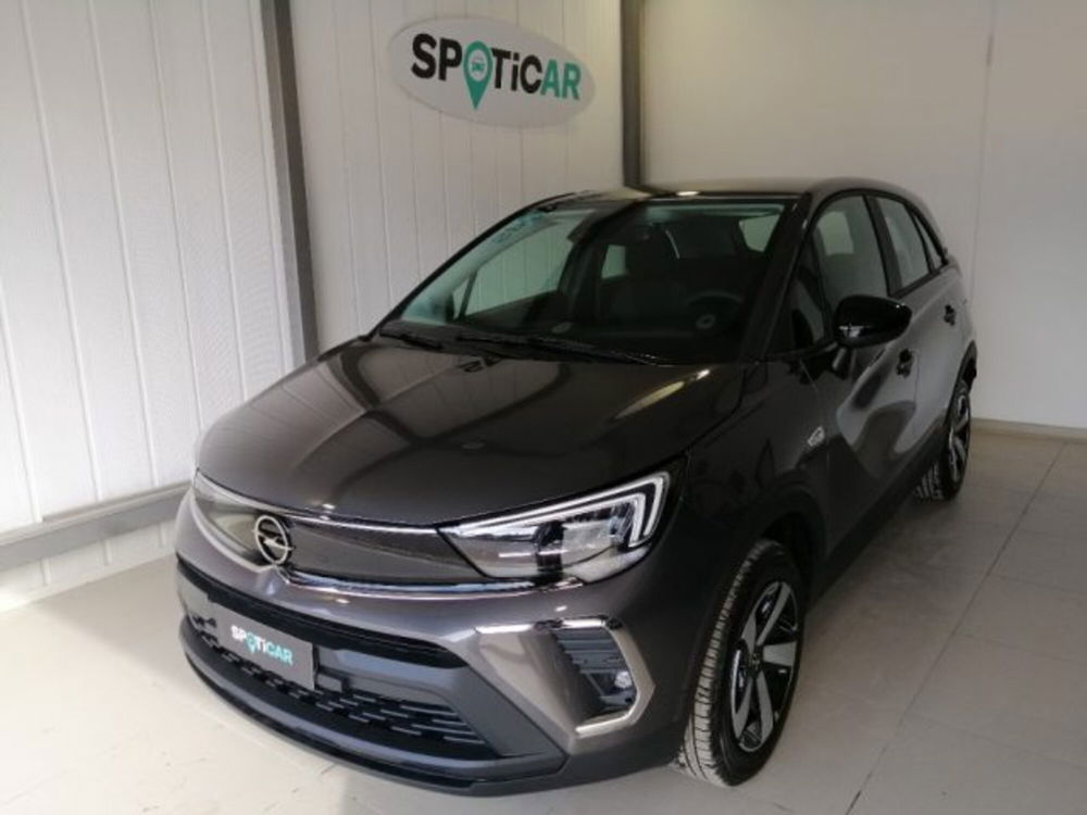 Opel Crossland nuova a Perugia