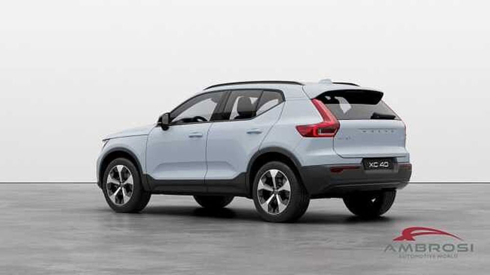 Volvo XC40 nuova a Perugia (2)