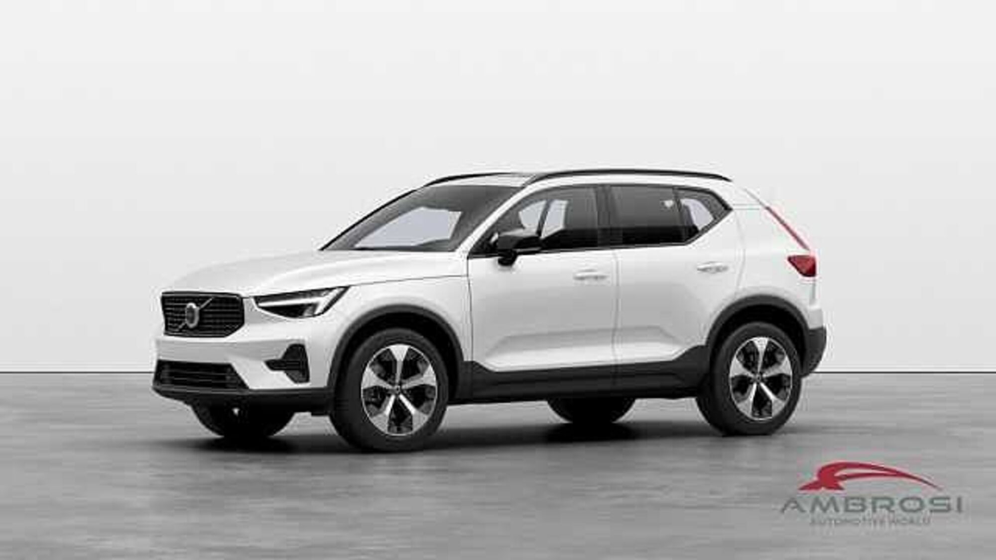 Volvo XC40 2.0 b3 Ultra Dark auto nuova a Corciano