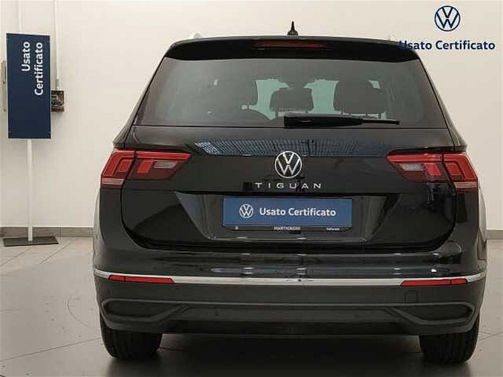 Volkswagen Tiguan 1.5 TSI ACT Life del 2020 usata a Busto Arsizio (4)