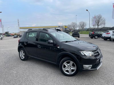 Dacia Sandero Stepway 0.9 TCe 12V TurboGPL 90CV Start&amp;Stop  del 2016 usata a Maniago