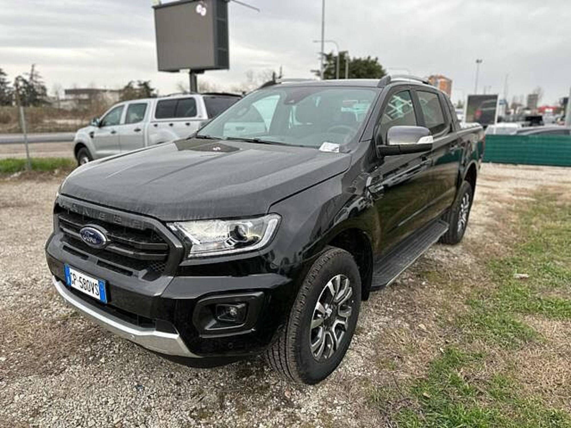 Ford Ranger Pick-up Ranger 2.0 ECOBLUE aut. 213 CV DC Wildtrak 5 posti nuova a Imola