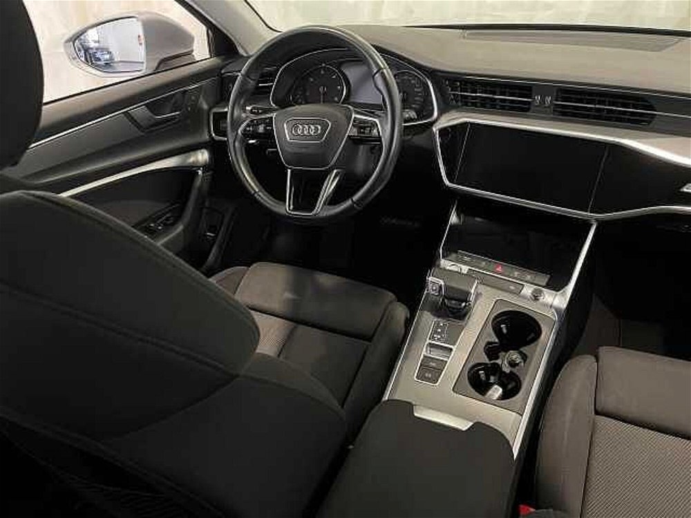 Audi A6 Avant 40 2.0 TDI S tronic Business Sport  del 2019 usata a Genova (4)
