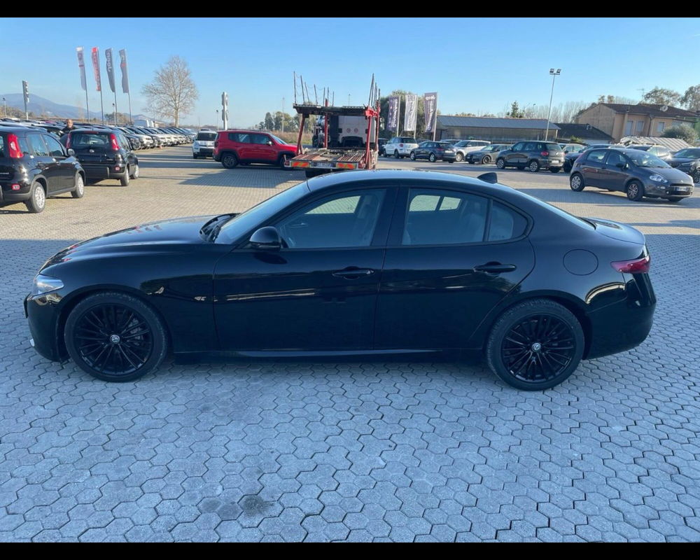 Alfa Romeo Giulia usata a Lucca (7)