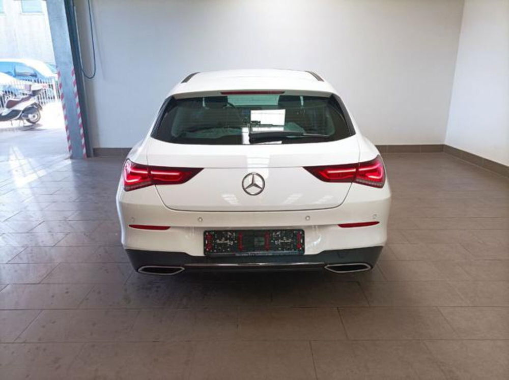 Mercedes-Benz CLA Shooting Brake usata a Milano (8)