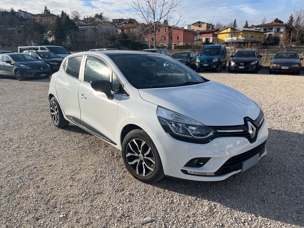 Renault Clio usata a L'Aquila (8)