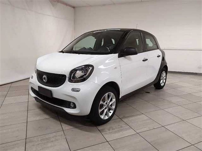 smart forfour forfour 70 1.0 Youngster  del 2019 usata a Cuneo