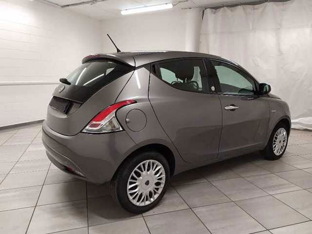 Lancia Ypsilon usata a Cuneo (6)