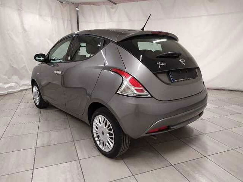 Lancia Ypsilon usata a Cuneo (8)