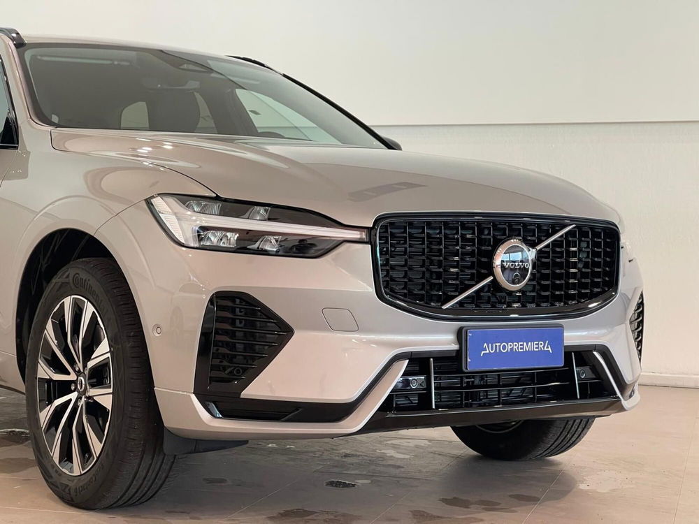 Volvo XC60 nuova a Como (4)