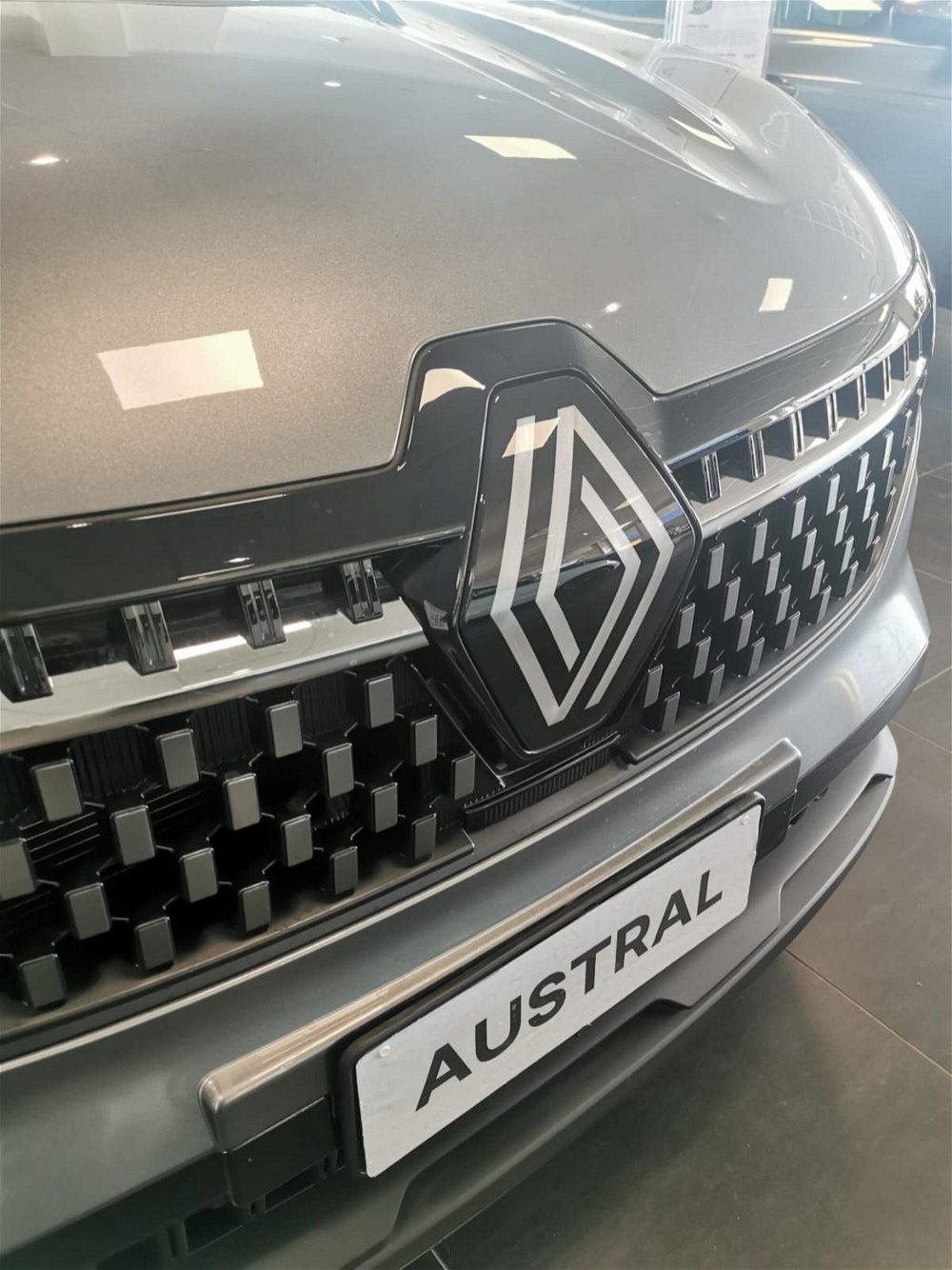 Renault Austral Hybrid Advanced 130 Evolution nuova a Montebelluna (5)