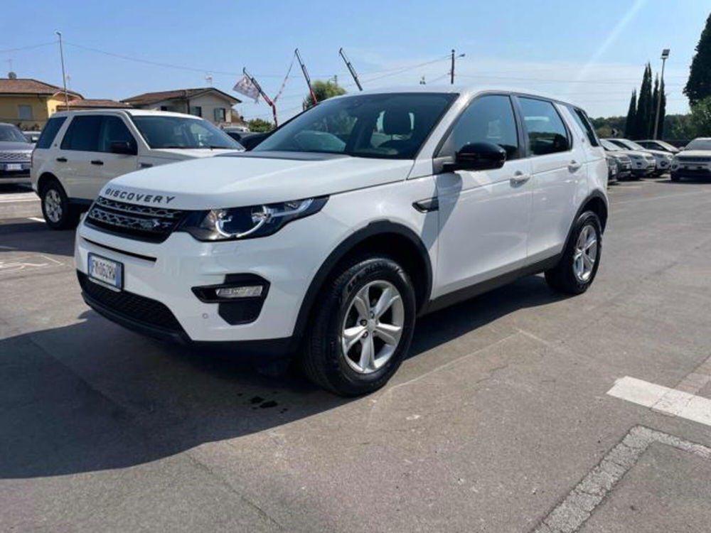 Land Rover Discovery Sport usata a Lucca