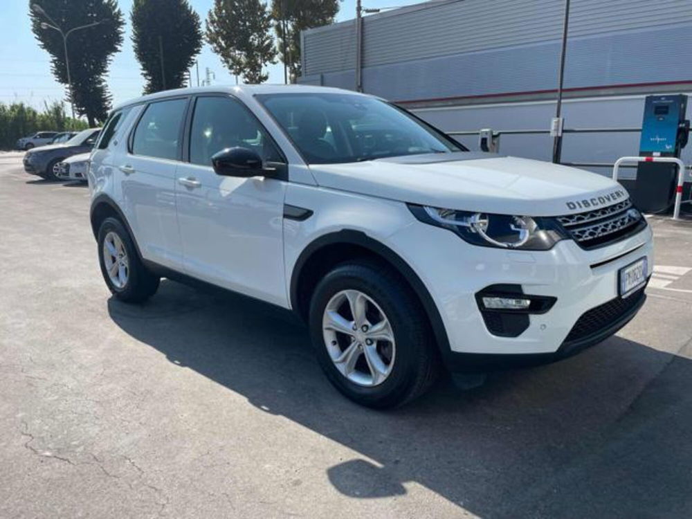 Land Rover Discovery Sport usata a Lucca (5)