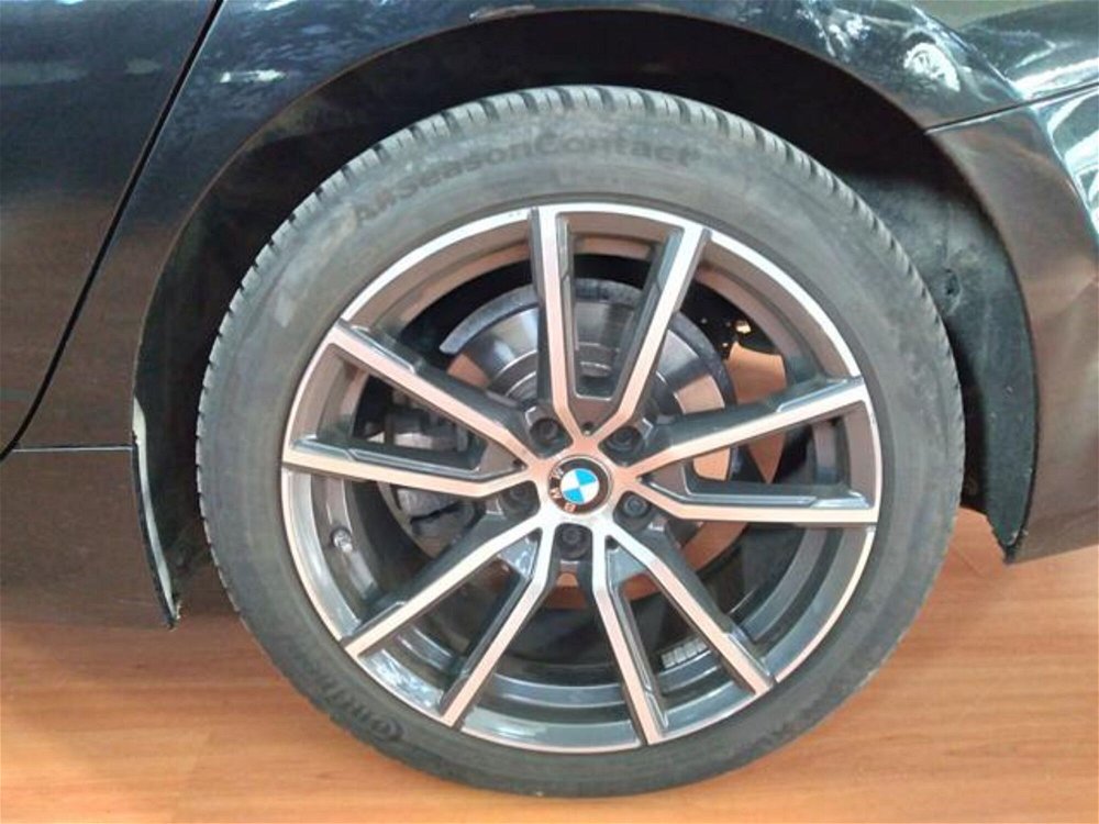 BMW Serie 3 320d 48V xDrive Luxury del 2021 usata a Massarosa (5)