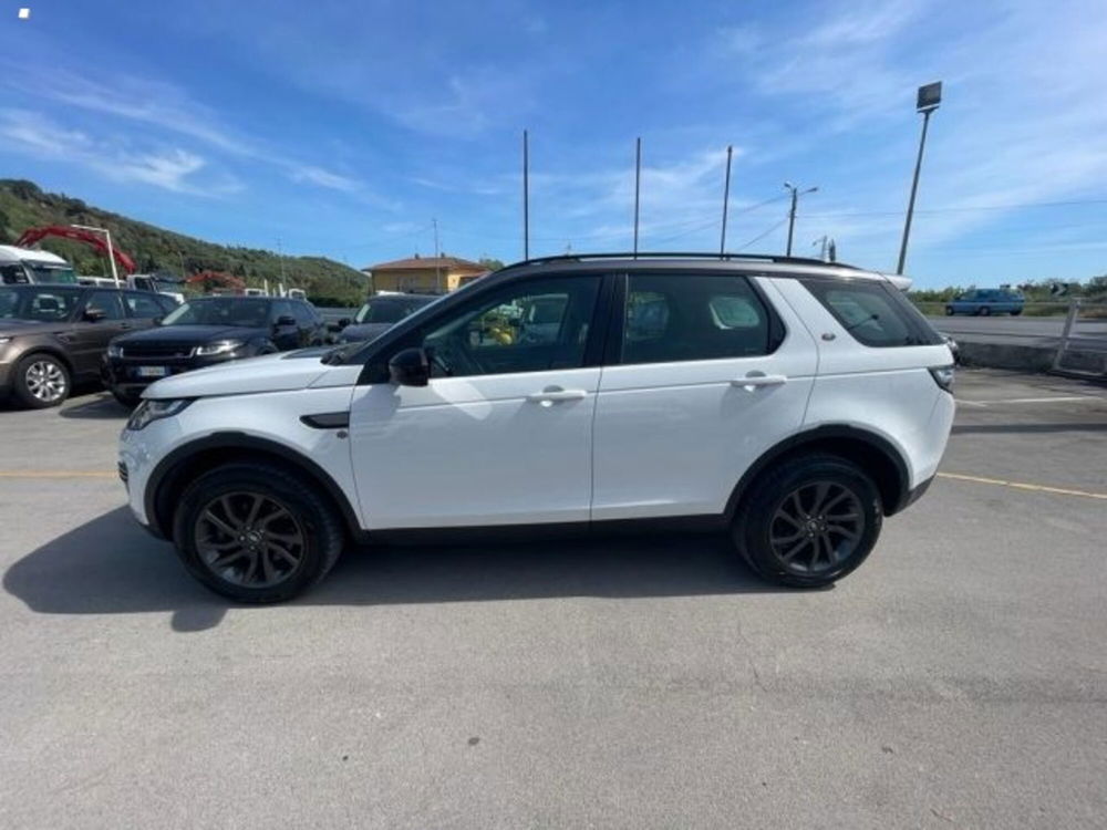 Land Rover Discovery Sport 2.0 eD4 150 CV 2WD Pure  del 2018 usata a Massarosa (2)