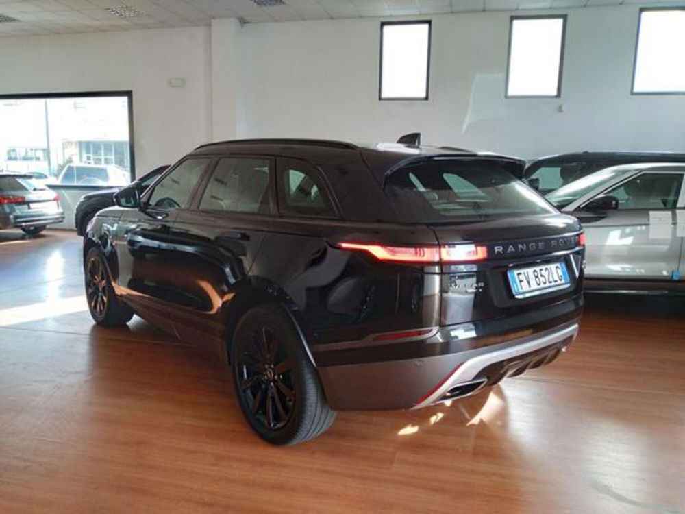 Land Rover Range Rover Velar 2.0D I4 240 CV R-Dynamic S  del 2019 usata a Massarosa (4)