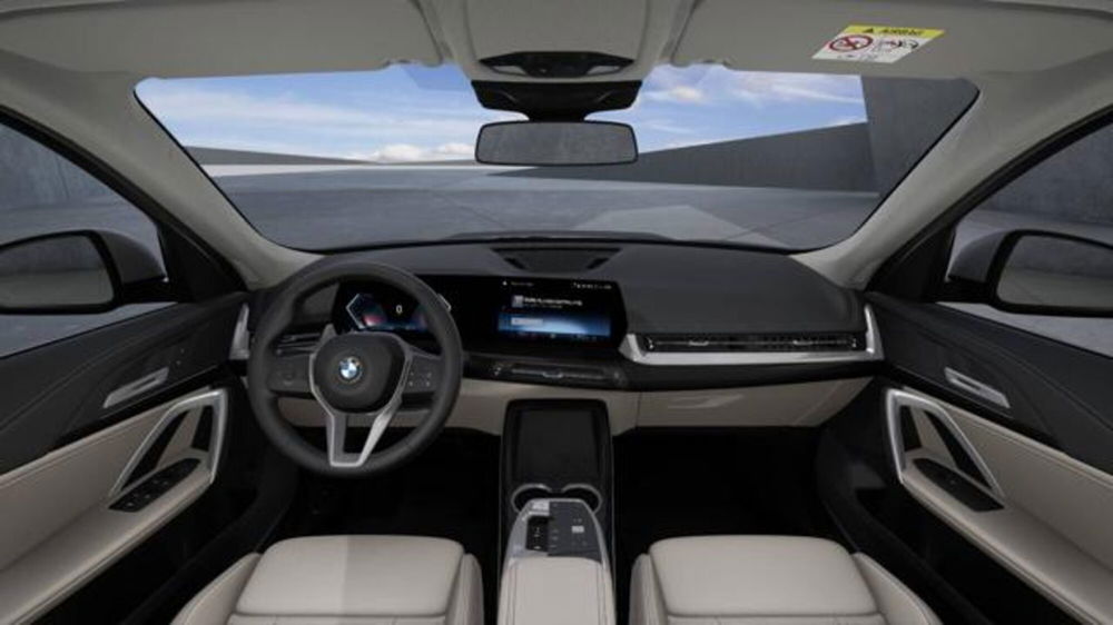 BMW X1 nuova a Modena (11)