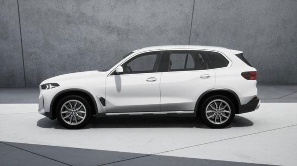 BMW X5 nuova a Modena (4)