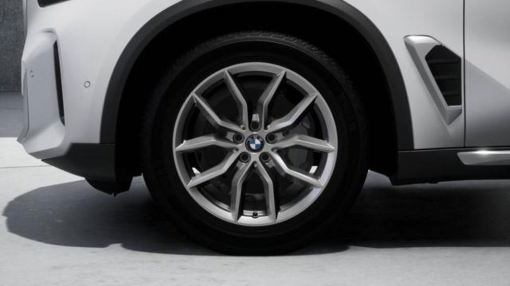 BMW X5 nuova a Modena (8)