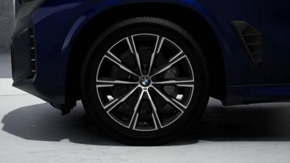 BMW X5 nuova a Modena (8)