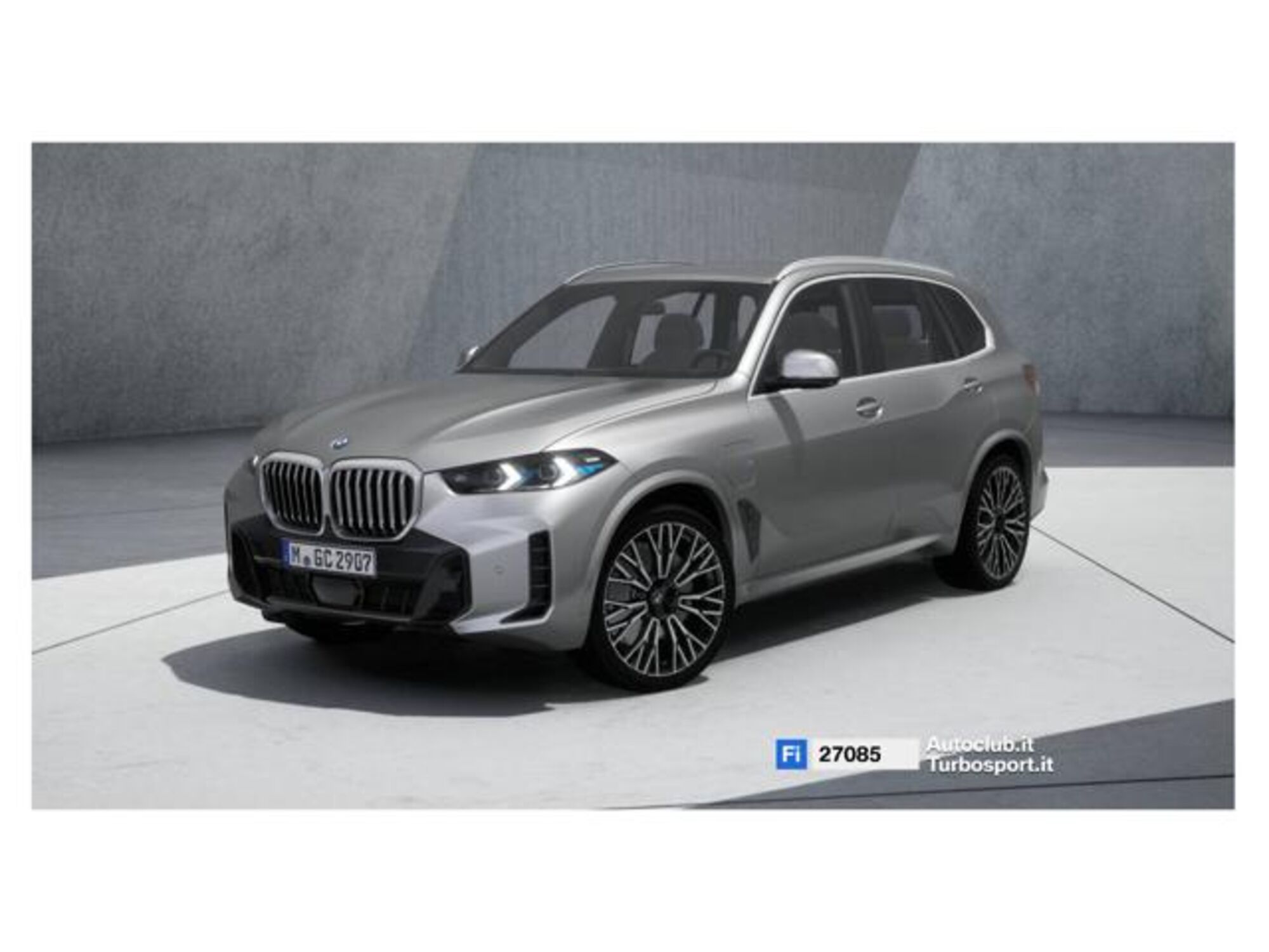 BMW X5 xdrive50e MSport auto nuova a Modena