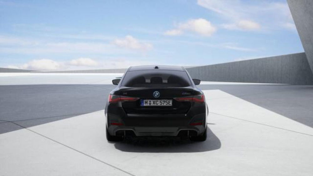 BMW i4 i4 M50 Sport nuova a Modena (5)