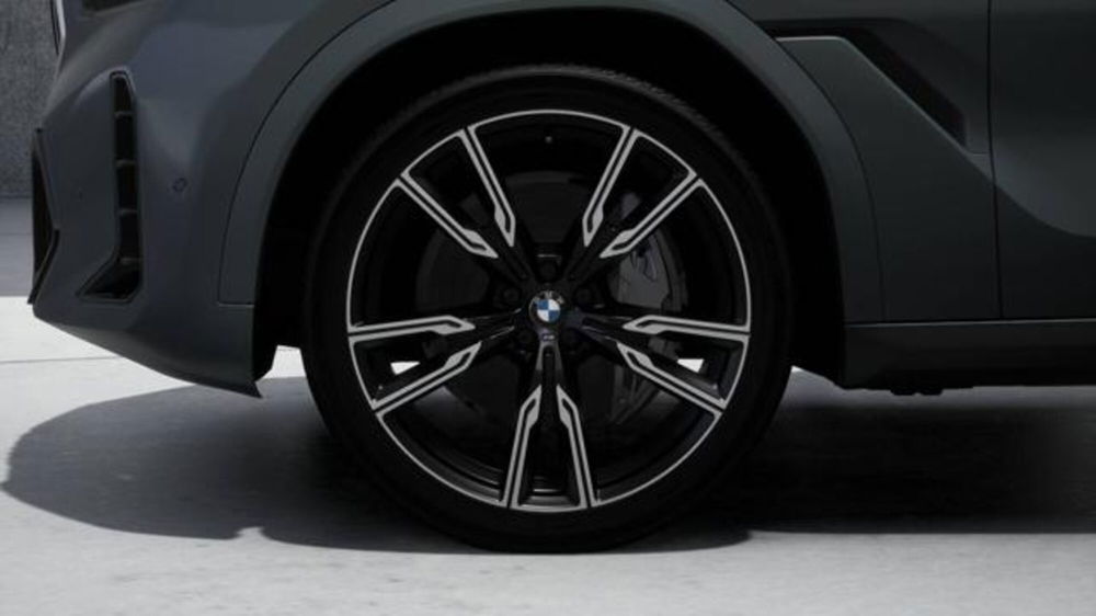 BMW X6 nuova a Modena (8)