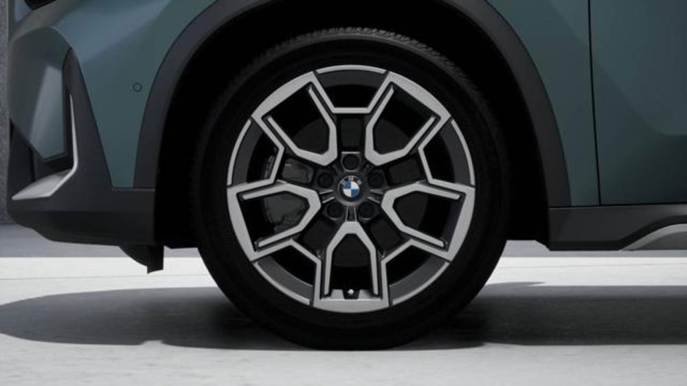 BMW X1 nuova a Modena (8)