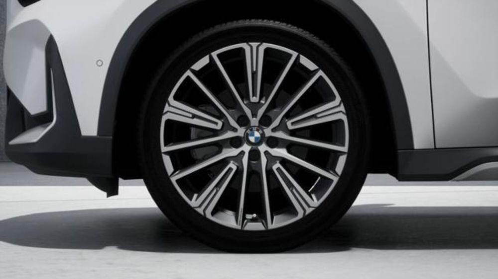 BMW X1 nuova a Modena (8)