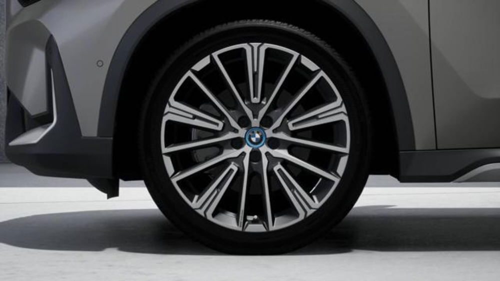 BMW X1 nuova a Modena (8)