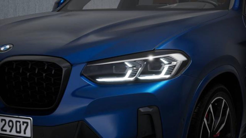 BMW X4 nuova a Modena (7)