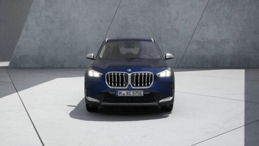 BMW X1 nuova a Modena (3)