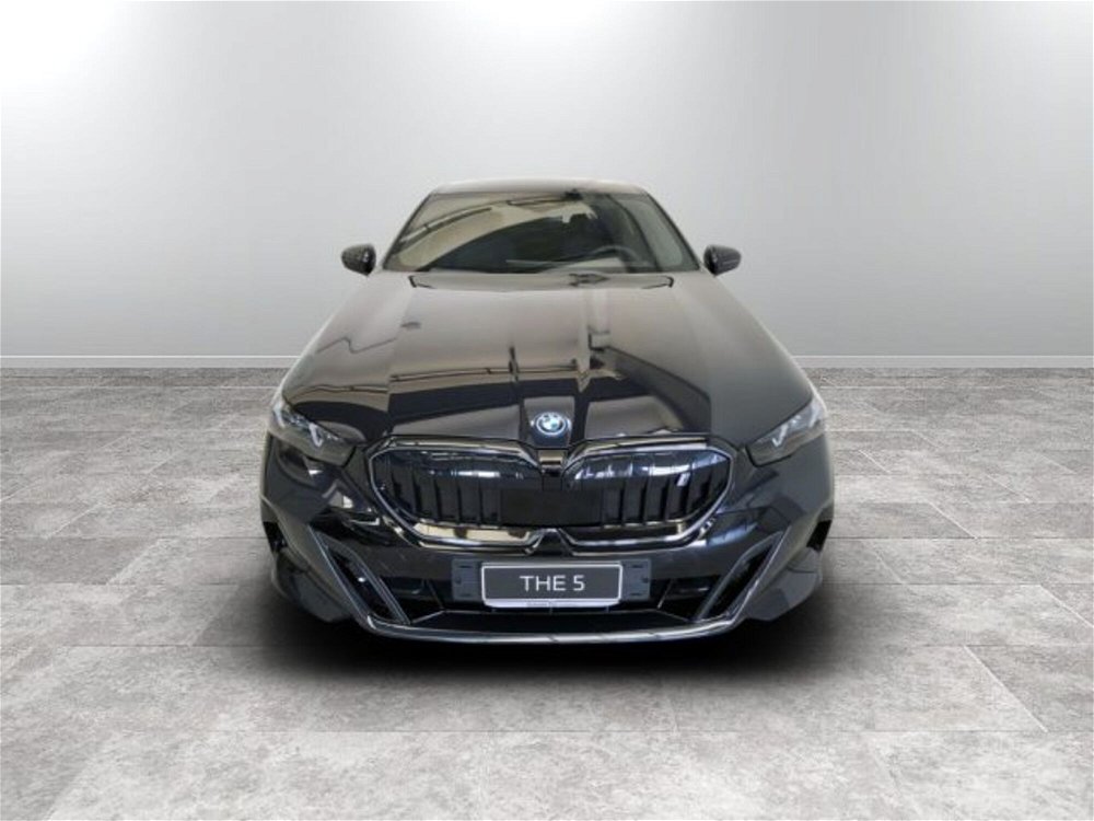 BMW i5 i5 edrive40 Msport Edition nuova a Modena (2)