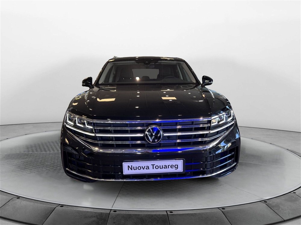 Volkswagen Touareg 3.0 V6 TSI eHybrid Elegance  del 2023 usata a Prato (2)