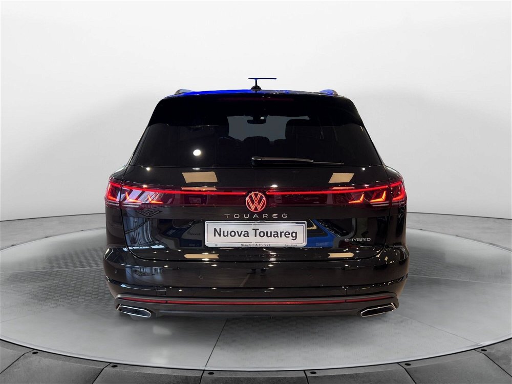 Volkswagen Touareg 3.0 V6 TSI eHybrid Elegance  del 2023 usata a Prato (5)