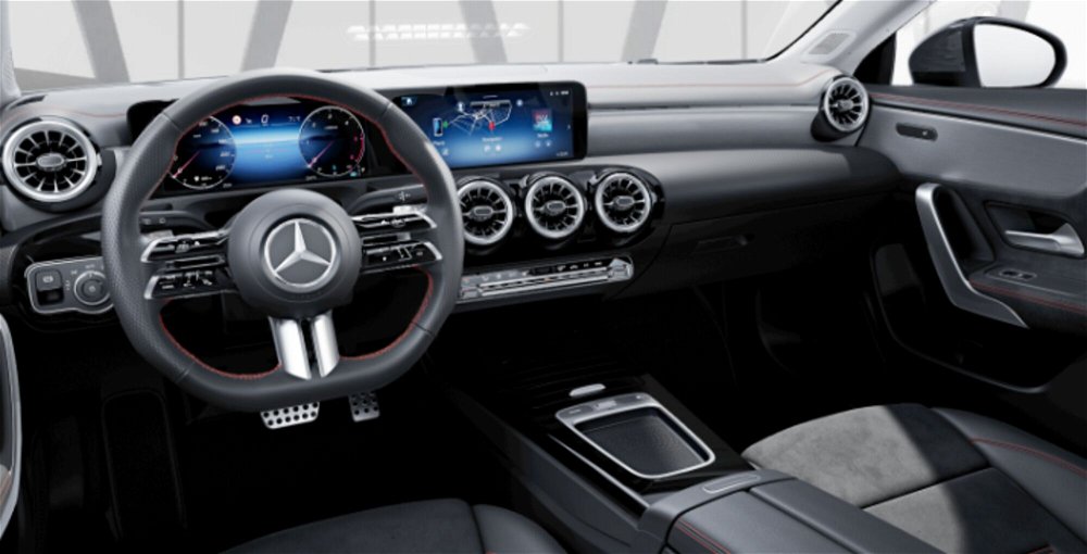 Mercedes-Benz CLA 200 d Automatic AMG Line Premium nuova a Bergamo (5)